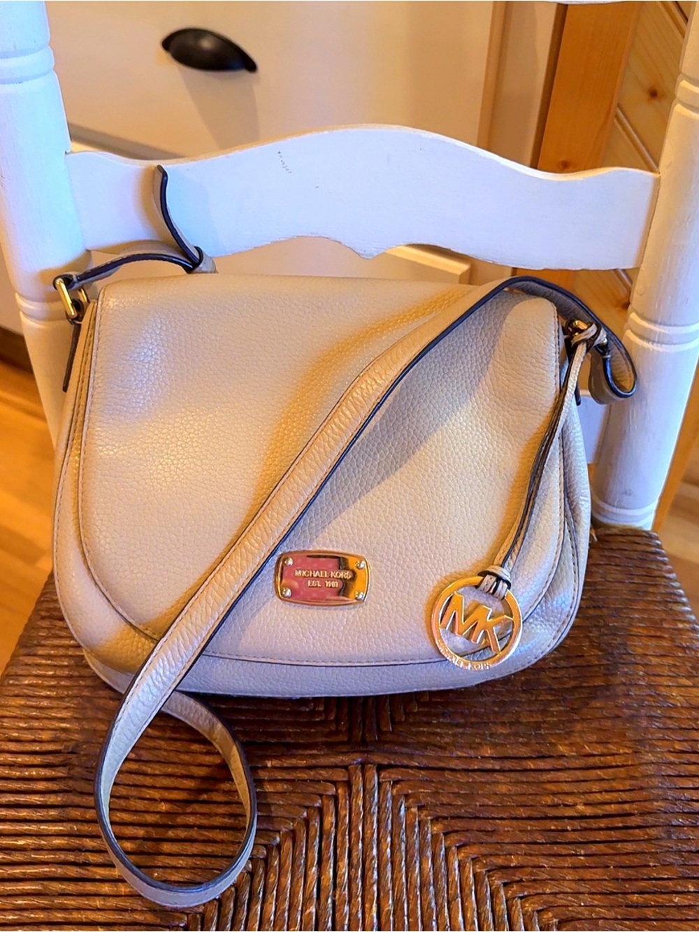 Michael Kors Pebbled Leather Saddle Crossbody Bag Beige Gold MK Logo